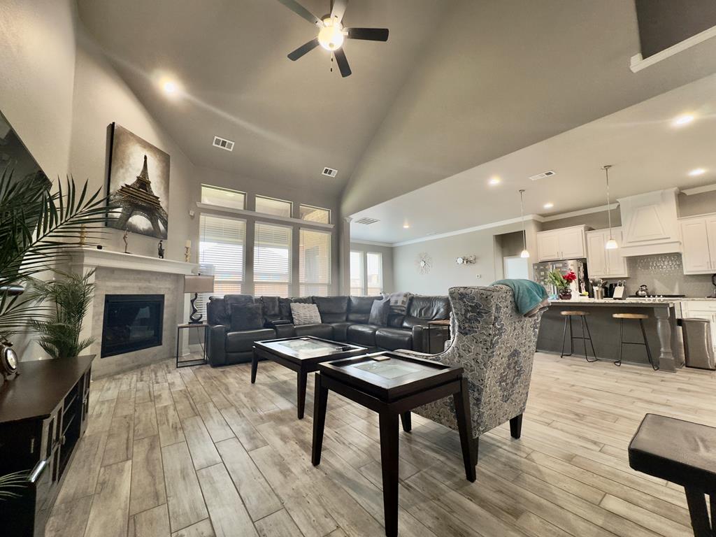1815 Daybreak Way, Midland, Texas image 15