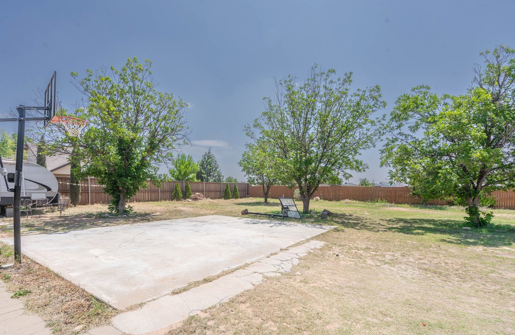 2609 W County Rd 130, Midland, Texas image 45
