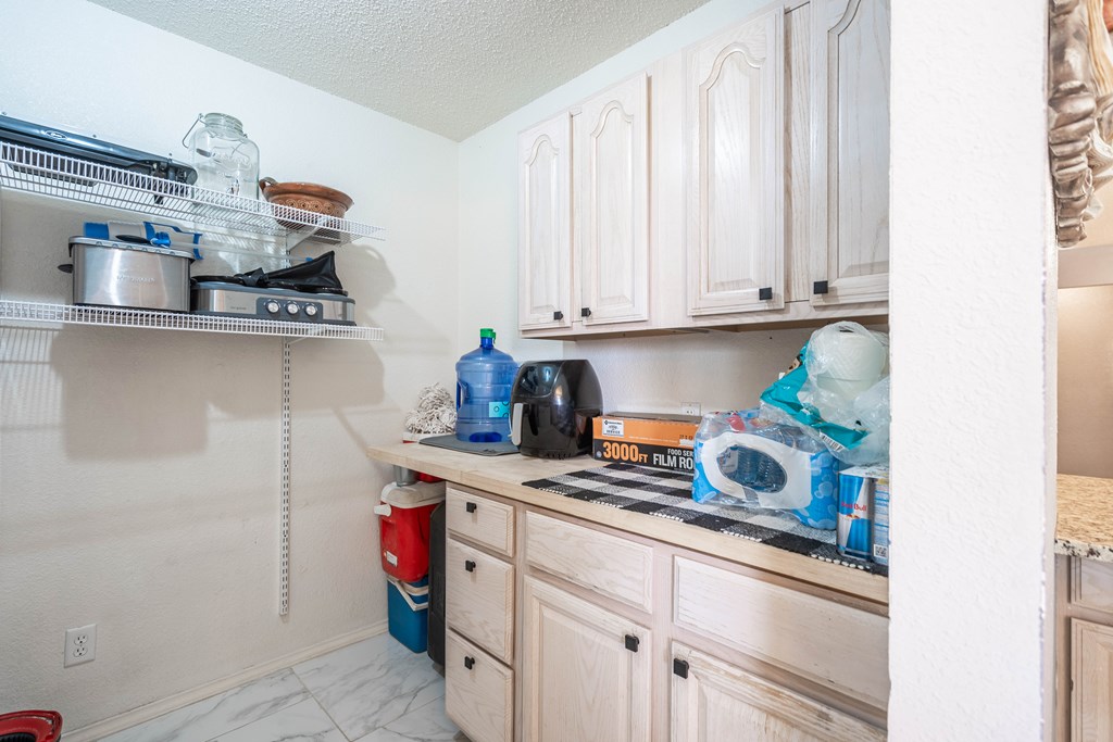 2609 W County Rd 130, Midland, Texas image 18