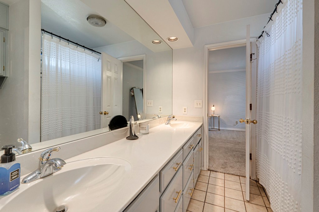 4461 Hackberry Court, Midland, Texas image 35