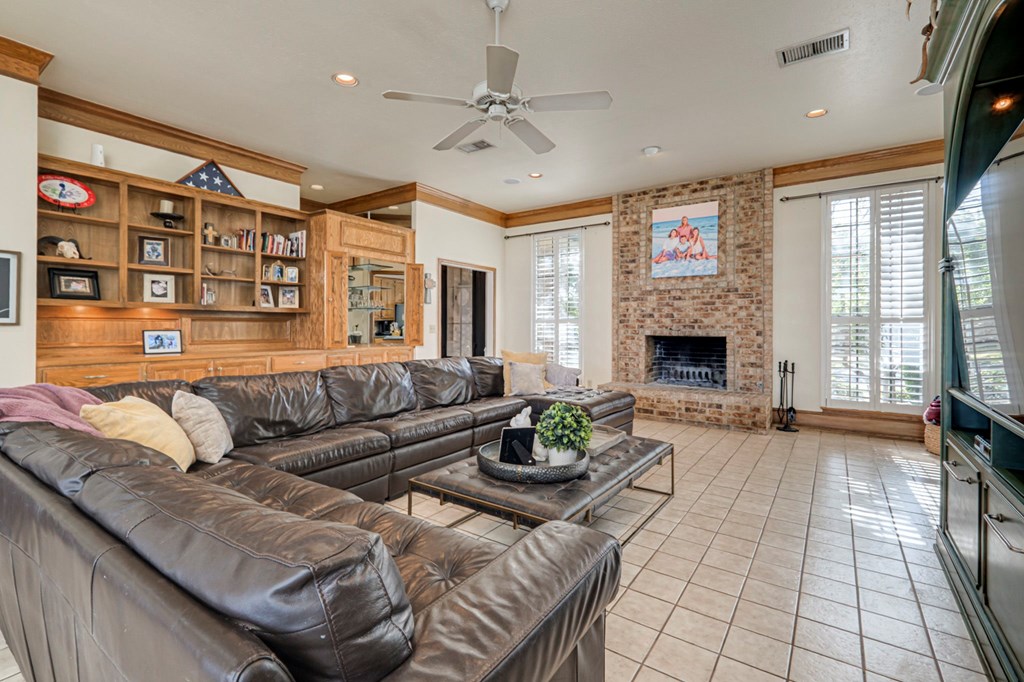 4461 Hackberry Court, Midland, Texas image 11