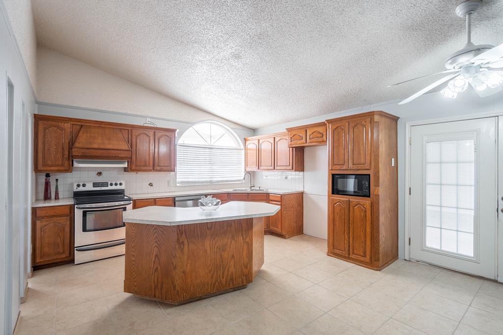 5808 W Morris St, Odessa, Texas image 5
