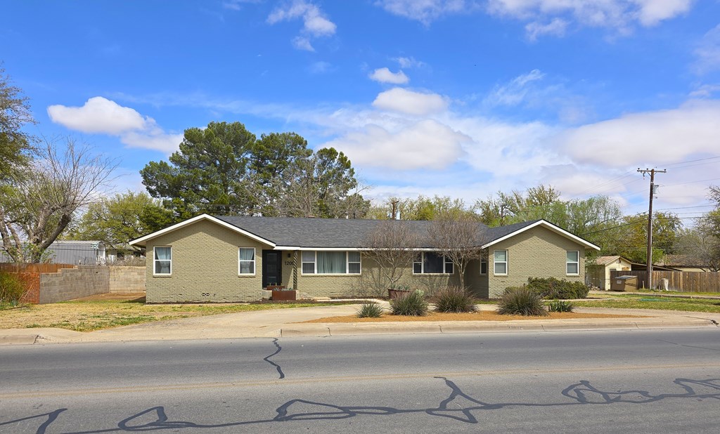 1200 W Cuthbert Ave, Midland, Texas image 39