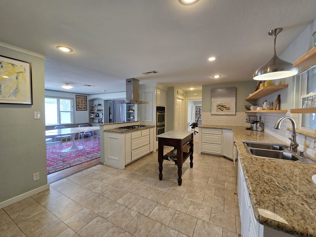 1200 W Cuthbert Ave, Midland, Texas image 9