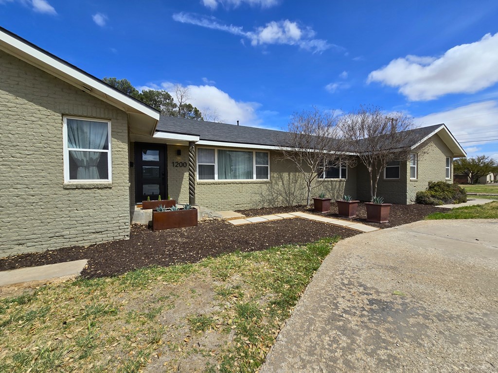 1200 W Cuthbert Ave, Midland, Texas image 38