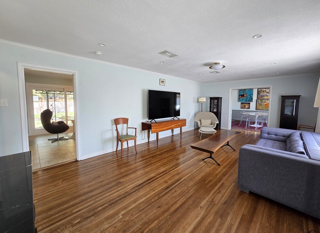 1200 W Cuthbert Ave, Midland, Texas image 4
