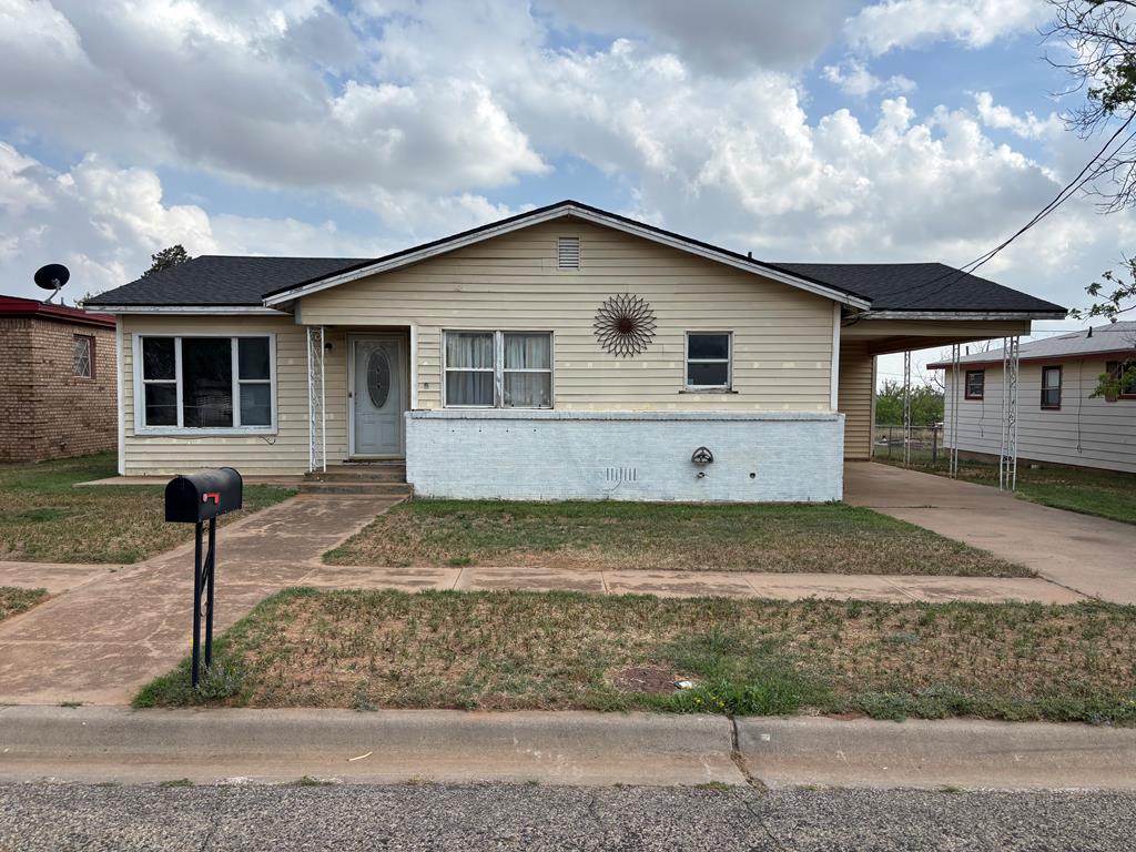 408 33rd St, Snyder, Texas image 1