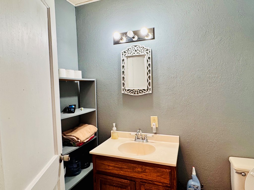 404 N Gillis St, Fort Stockton, Texas image 14