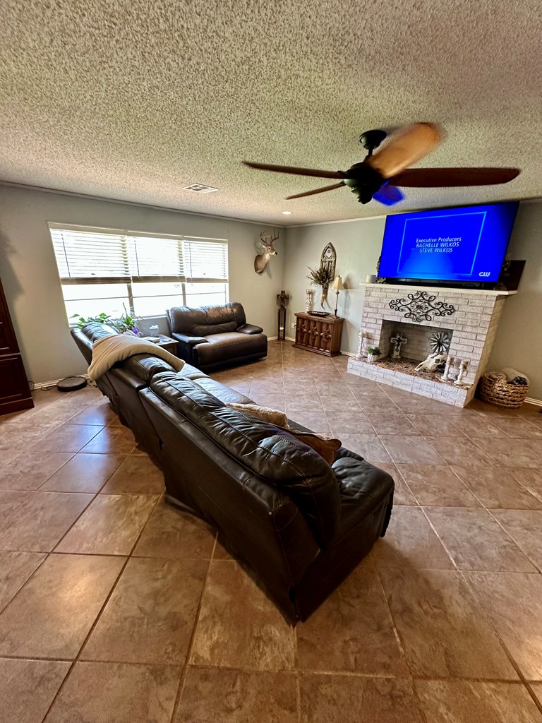 110 E 9th St, Colorado City, Texas image 8