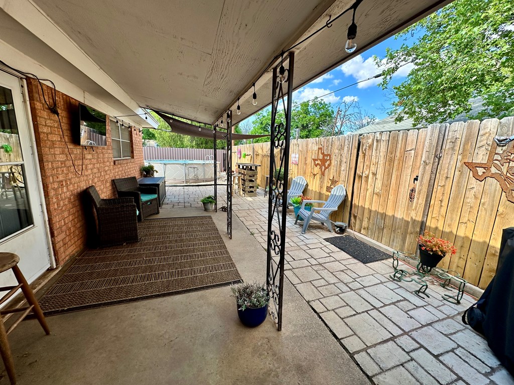 110 E 9th St, Colorado City, Texas image 45