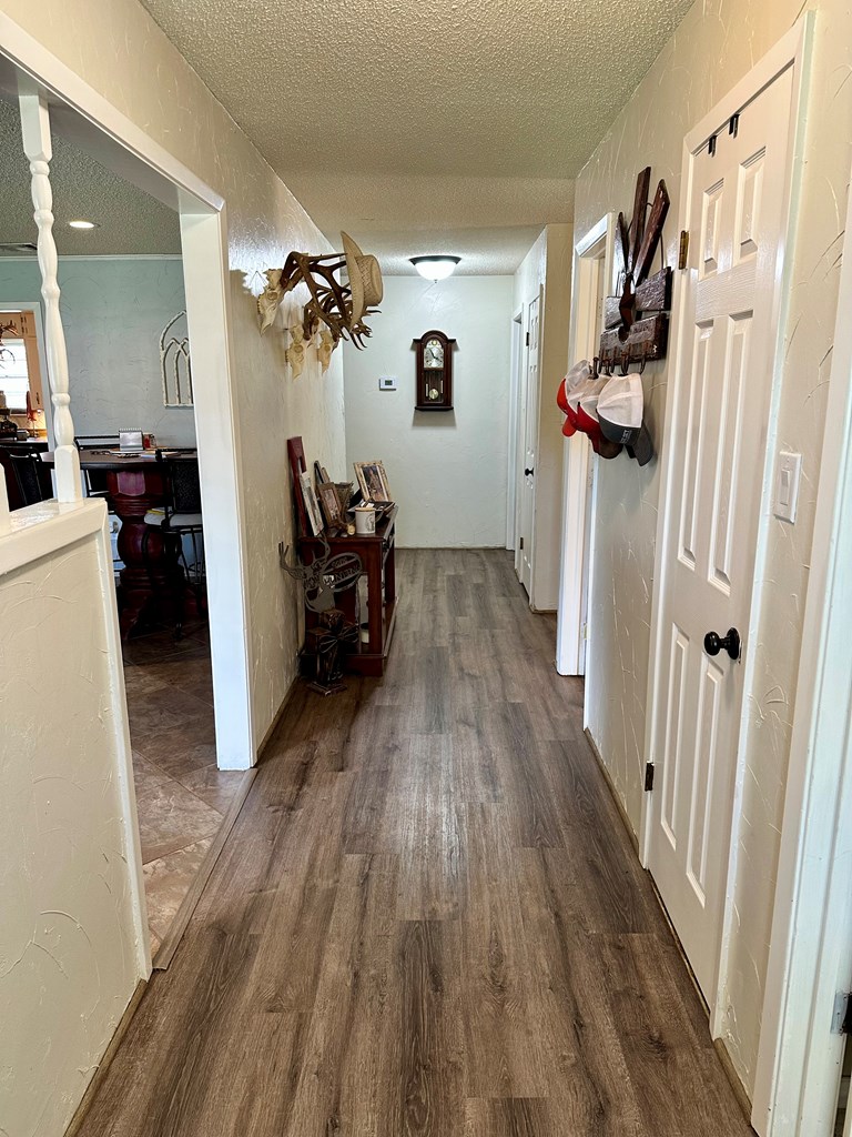 110 E 9th St, Colorado City, Texas image 4