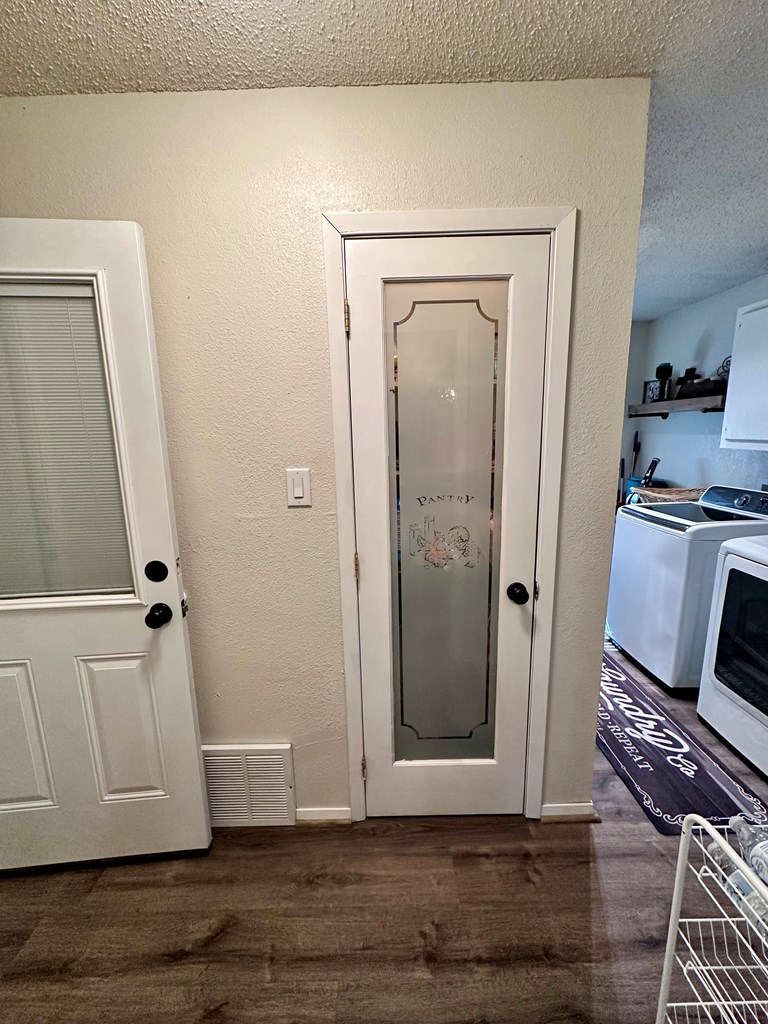 110 E 9th St, Colorado City, Texas image 37