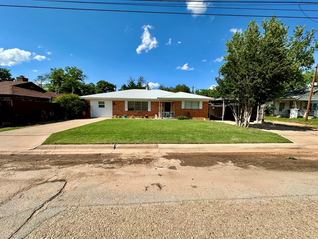 110 E 9th St, Colorado City, Texas image 3