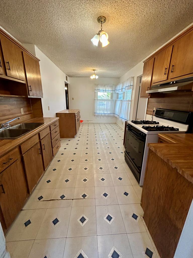 1801 N Texas St, Fort Stockton, Texas image 15