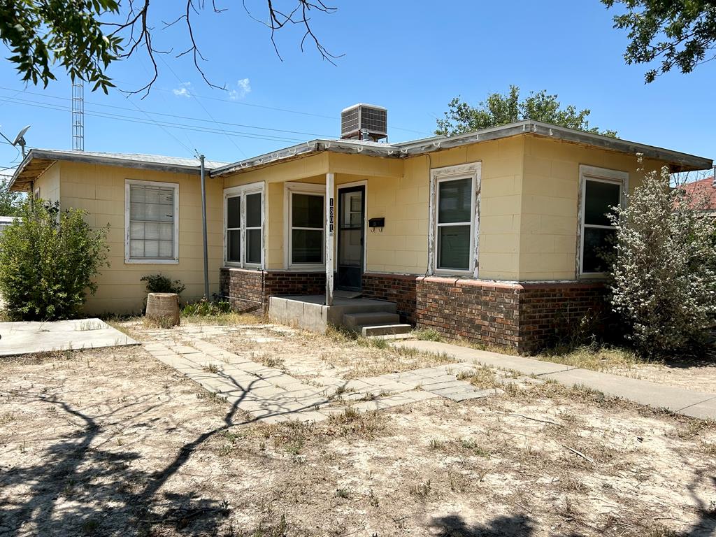 1801 N Texas St, Fort Stockton, Texas image 1