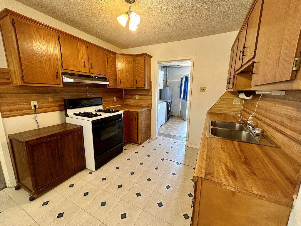 1801 N Texas St, Fort Stockton, Texas image 14