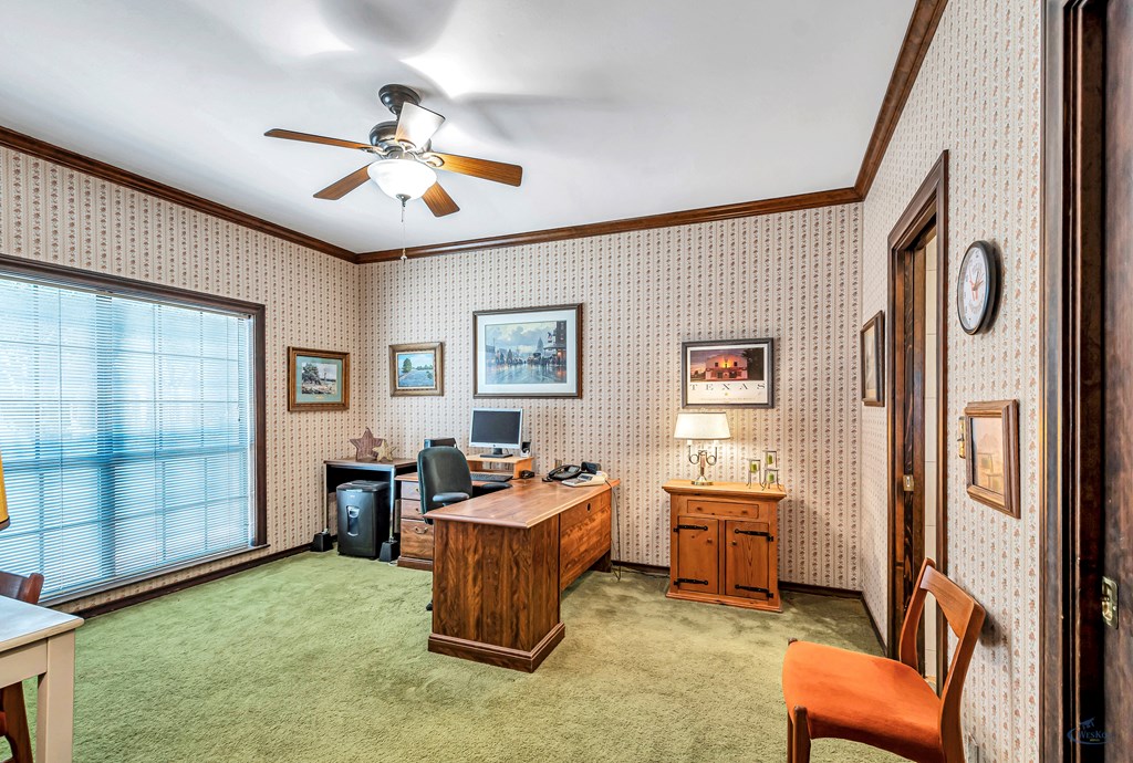 2 Chevy Chase, Big Spring, Texas image 22
