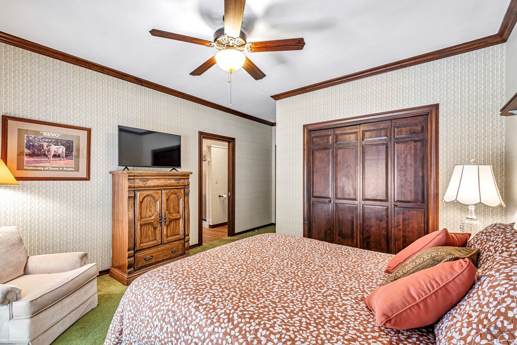 2 Chevy Chase, Big Spring, Texas image 29