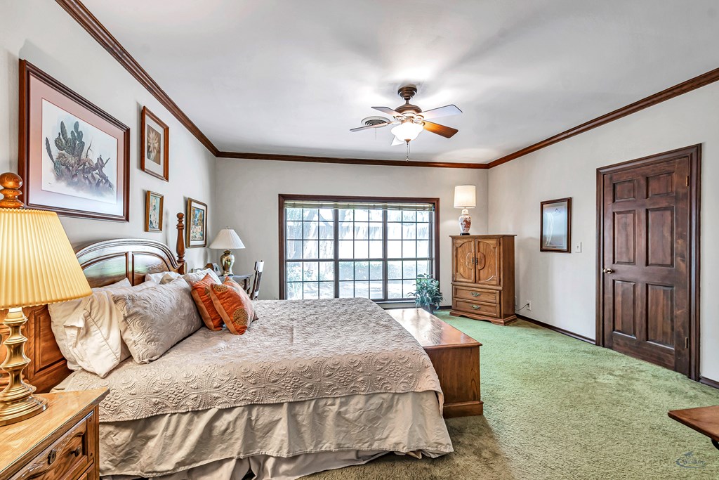 2 Chevy Chase, Big Spring, Texas image 18