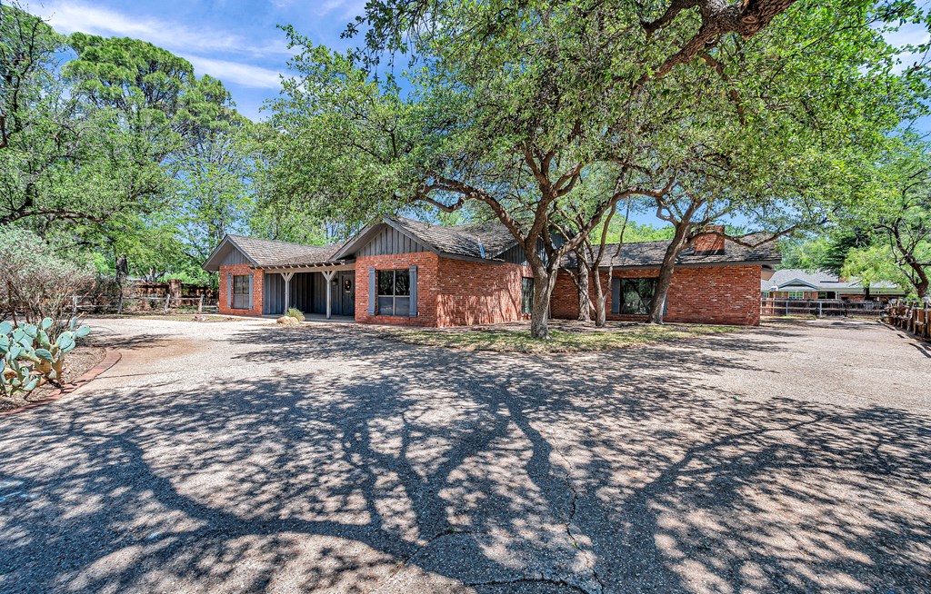 2 Chevy Chase, Big Spring, Texas image 3