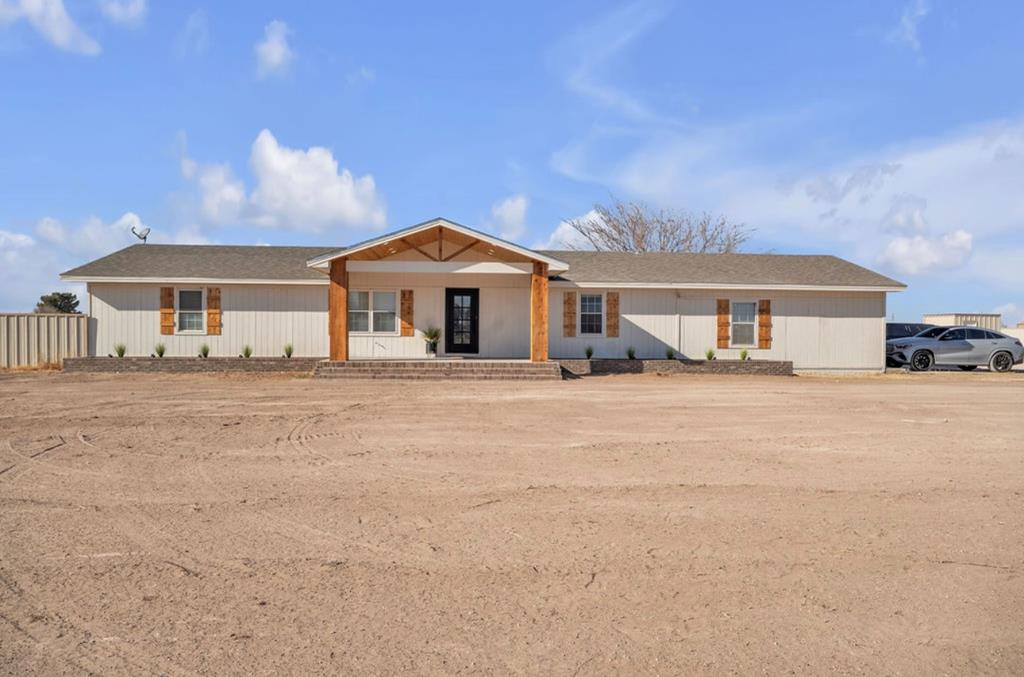 11710 W County Rd 52, Midland, Texas image 1