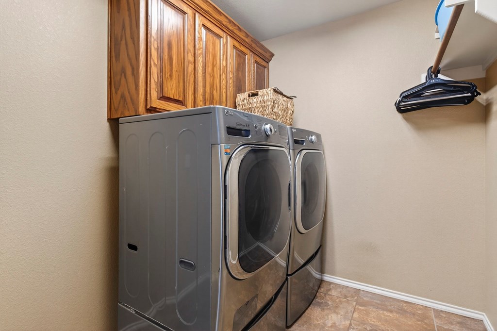 5807 Pedernales, Midland, Texas image 34