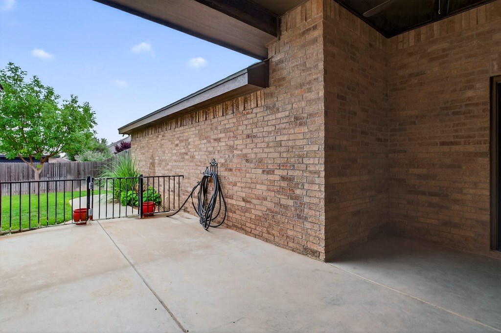 5807 Pedernales, Midland, Texas image 36