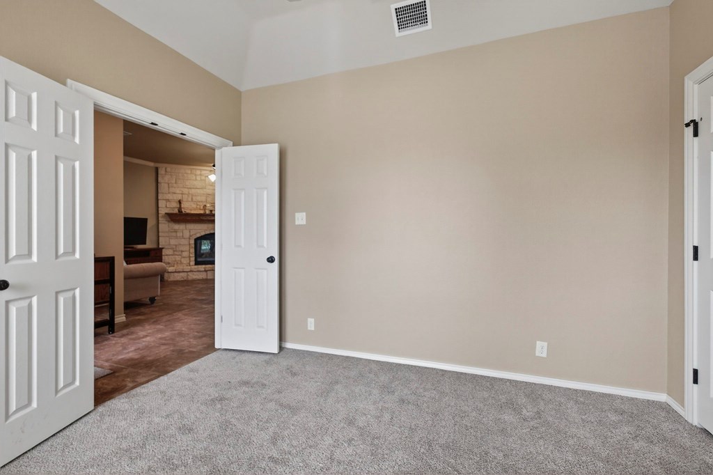 5807 Pedernales, Midland, Texas image 20
