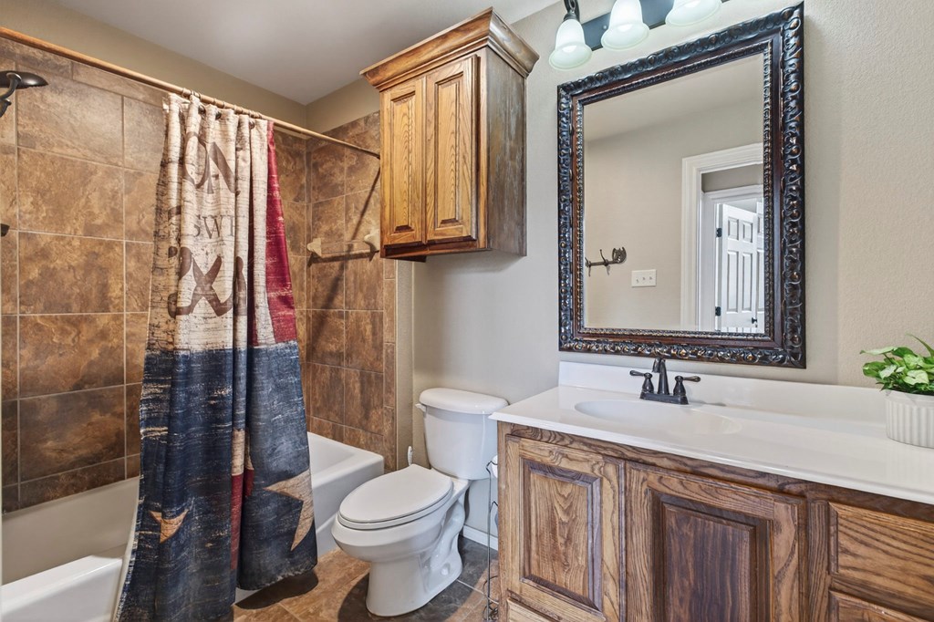5807 Pedernales, Midland, Texas image 24