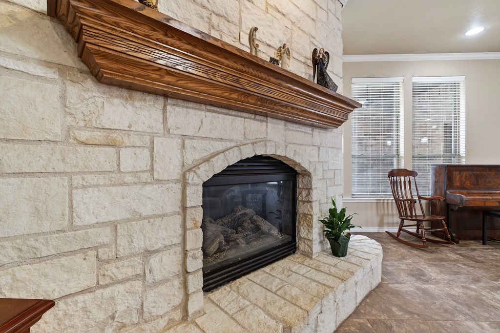 5807 Pedernales, Midland, Texas image 7