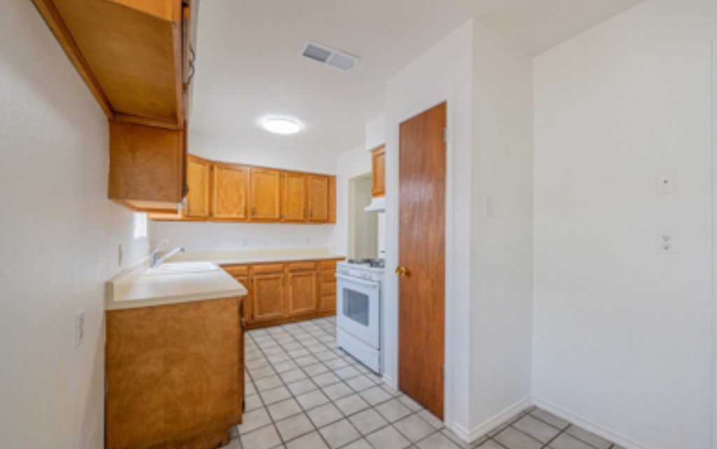 4604 Kiowa Drive, Midland, Texas image 9