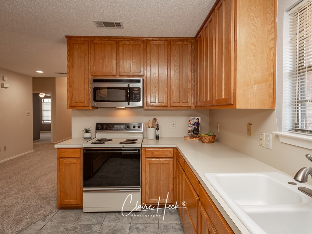 2105 Westwind Dr, Midland, Texas image 6