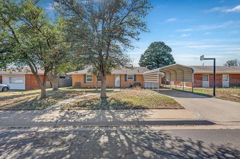 Homes For Sale - 407 Idlewilde Dr<br/> Midland, TX 79705