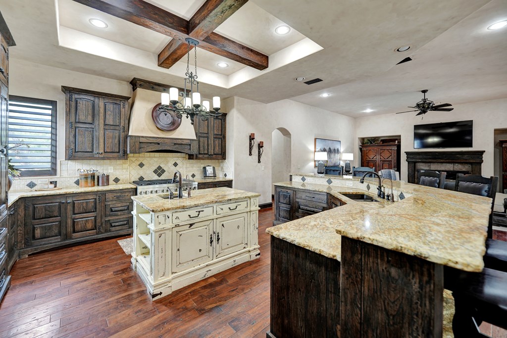 2304 Texland Circle, Midland, Texas image 18