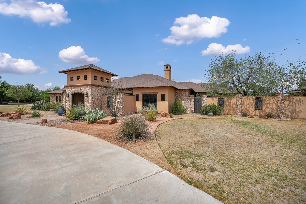 2304 Texland Circle, Midland, Texas image 3