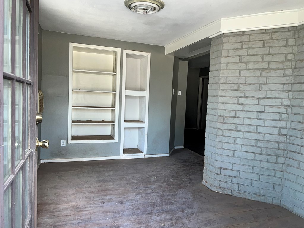 2610 N Garfield St, Midland, Texas image 15