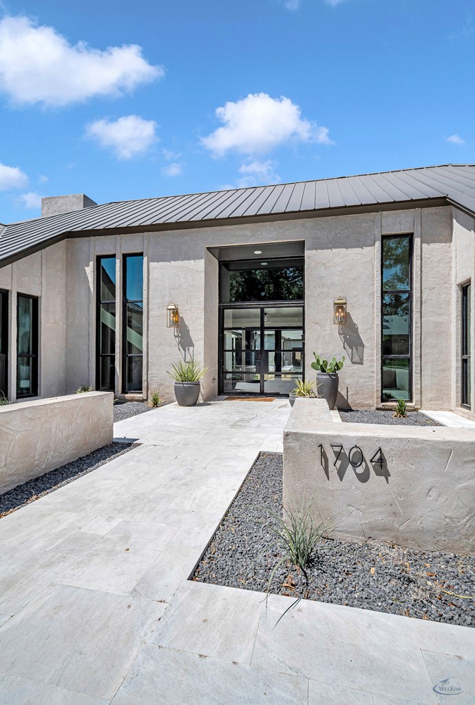 1704 Country Club Dr, Midland, Texas image 12