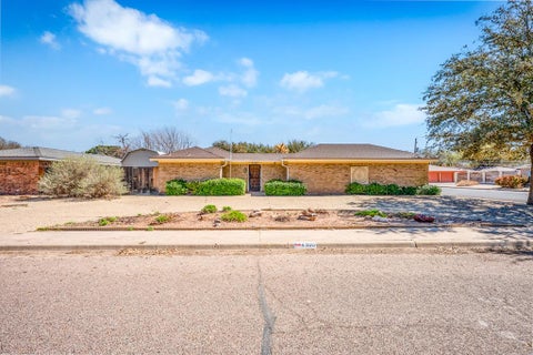 Homes For Sale - 4300 Boulder Dr<br/> Midland, TX 79707
