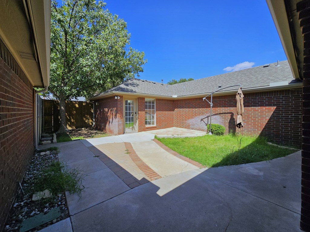 2112 Bradford Court, Midland, Texas image 38