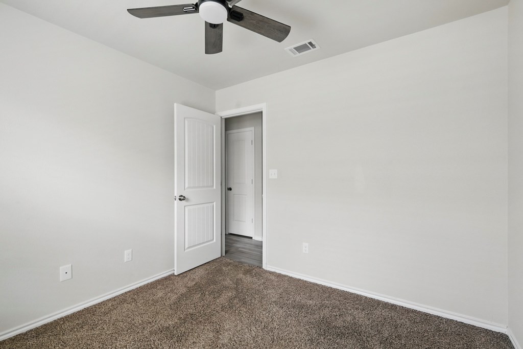 1008 Shea Lane, Midland, Texas image 24