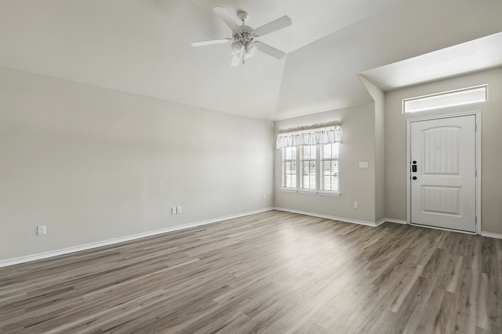 1008 Shea Lane, Midland, Texas image 8