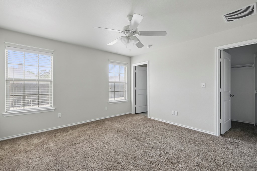 1008 Shea Lane, Midland, Texas image 16