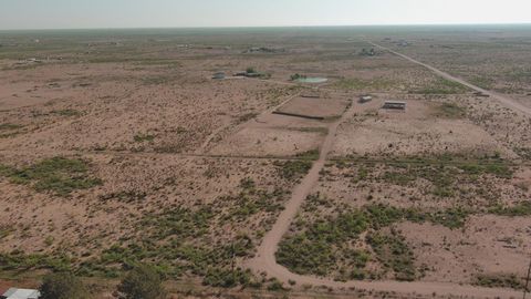 Vacant Land For Sale - 0000 S W Cr 272<br/> Ector County, Odessa, TX 79766
