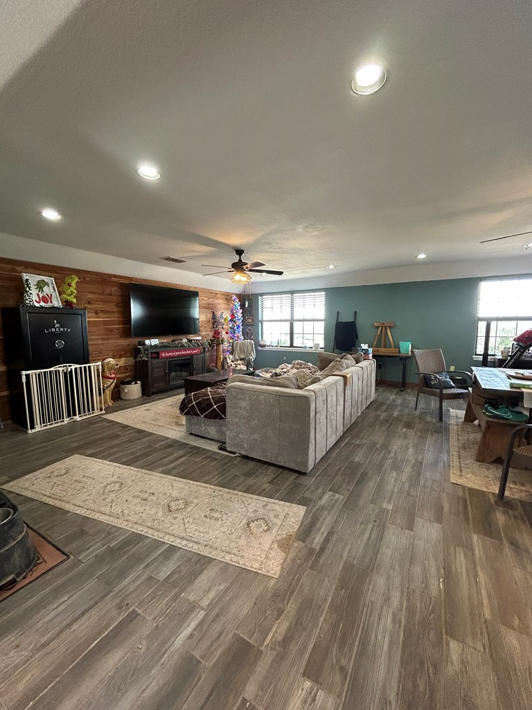 5306 N Wilson Way, Fort Stockton, Texas image 5