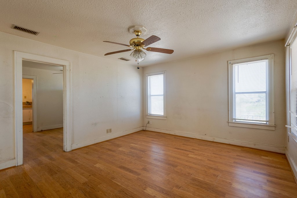 706 Goliad St, Big Spring, Texas image 7