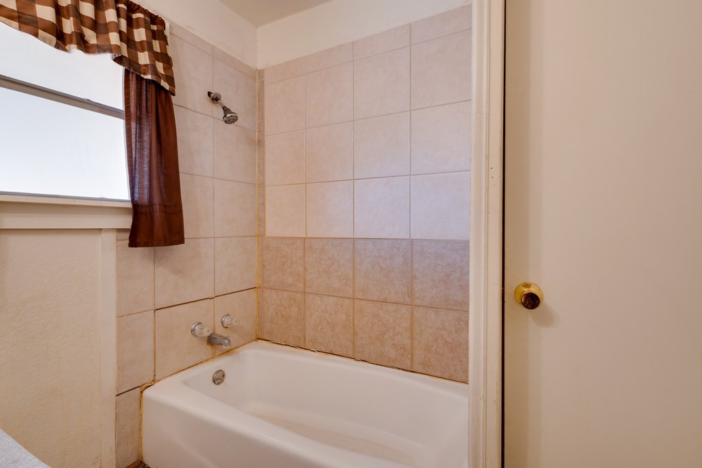 706 Goliad St, Big Spring, Texas image 18