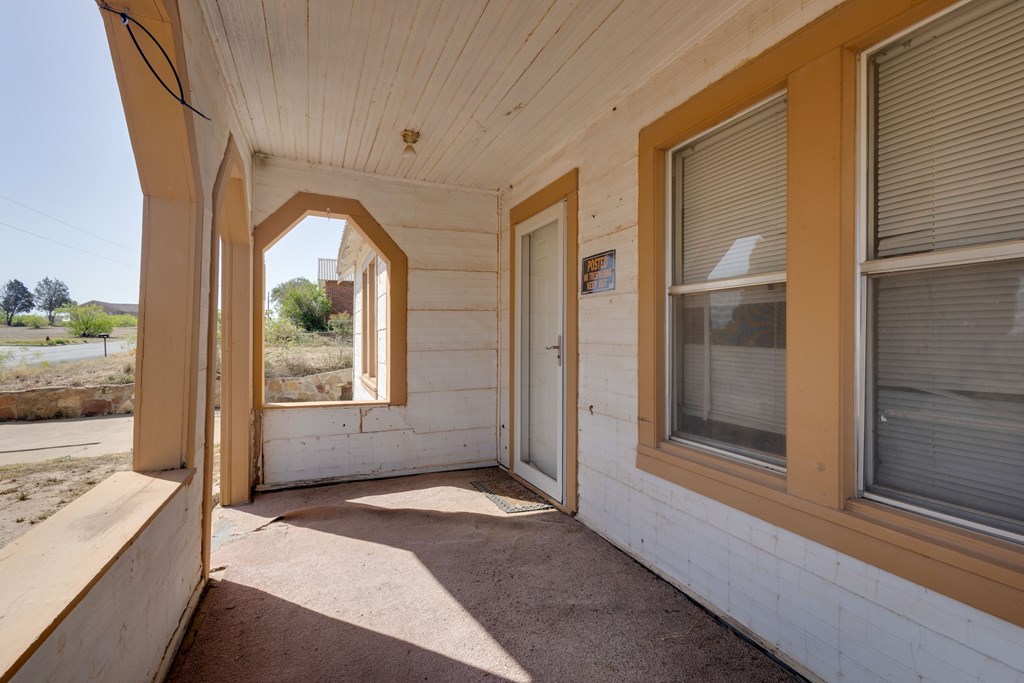 706 Goliad St, Big Spring, Texas image 6