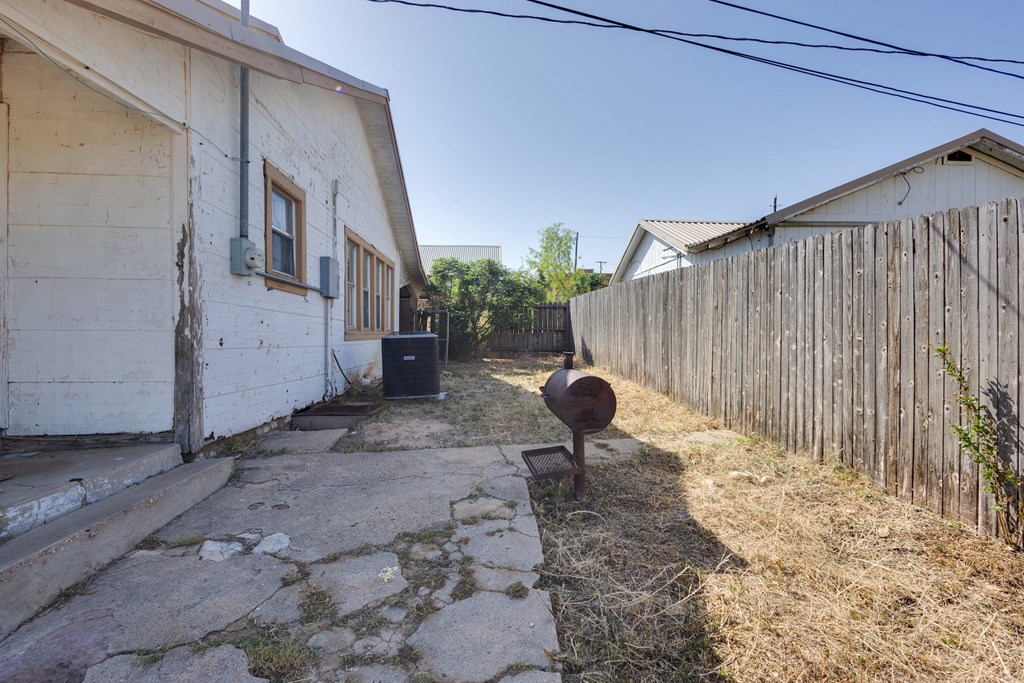 706 Goliad St, Big Spring, Texas image 27