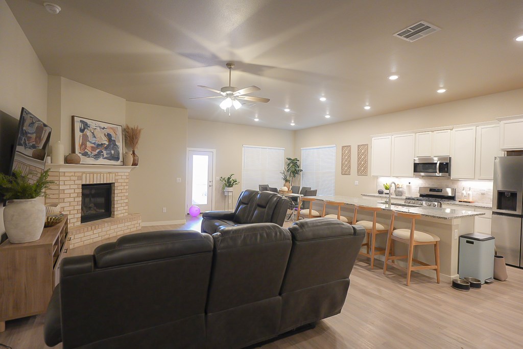 2615 Hazel Ln, Midland, Texas image 4