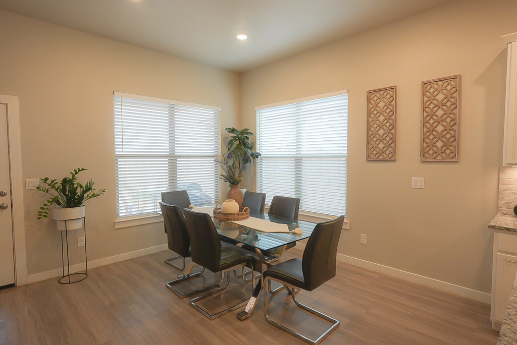 2615 Hazel Ln, Midland, Texas image 8